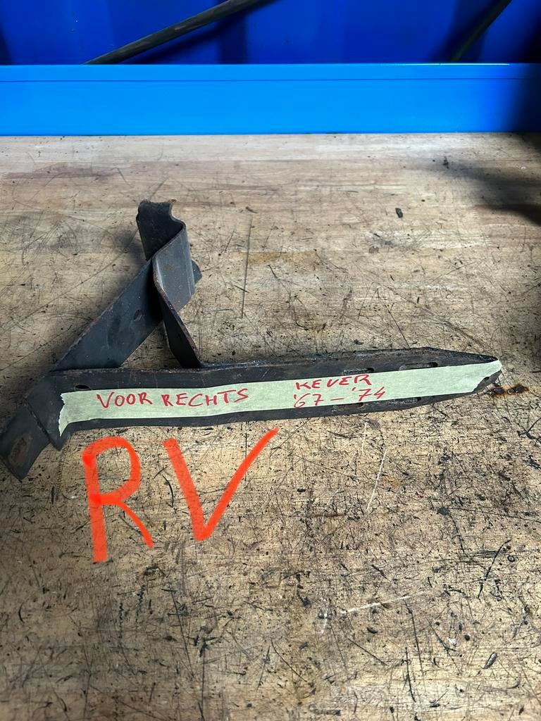 Kever Bumpersteun RV rechts voor passagierkant, Auto-onderdelen, Overige Auto-onderdelen, Ophalen