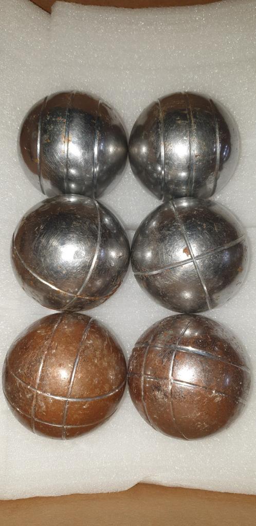 Boule pétanque à la pièce, Enlèvement, Utilisé