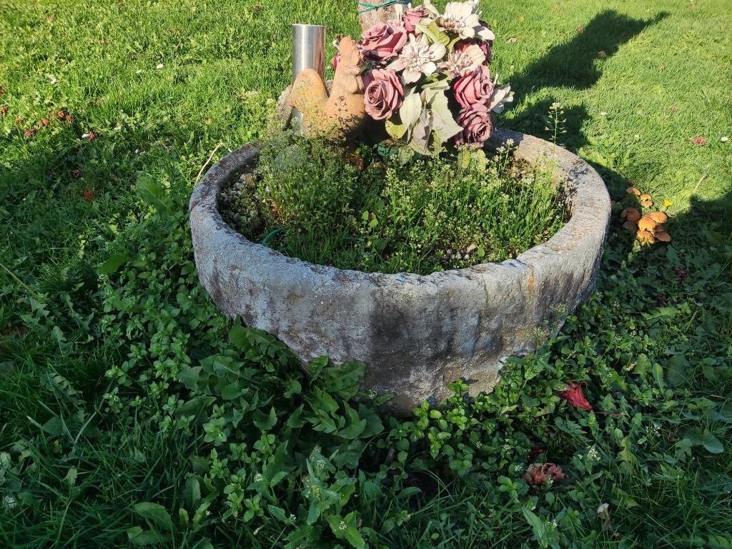 Bac en pierre de Herve, Moins de 30 cm, Rond, Pierre, Comme neuf