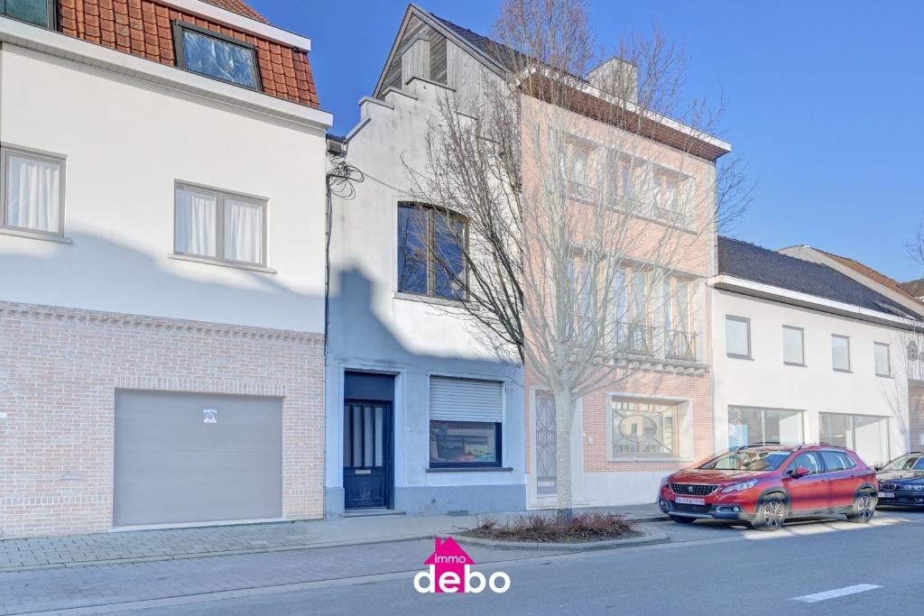 Huis te koop in Kortrijk, Immo, Huizen en Appartementen te koop, Provincie West-Vlaanderen, Tussenwoning