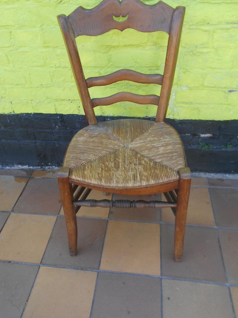 4   cafestoelen, Ophalen