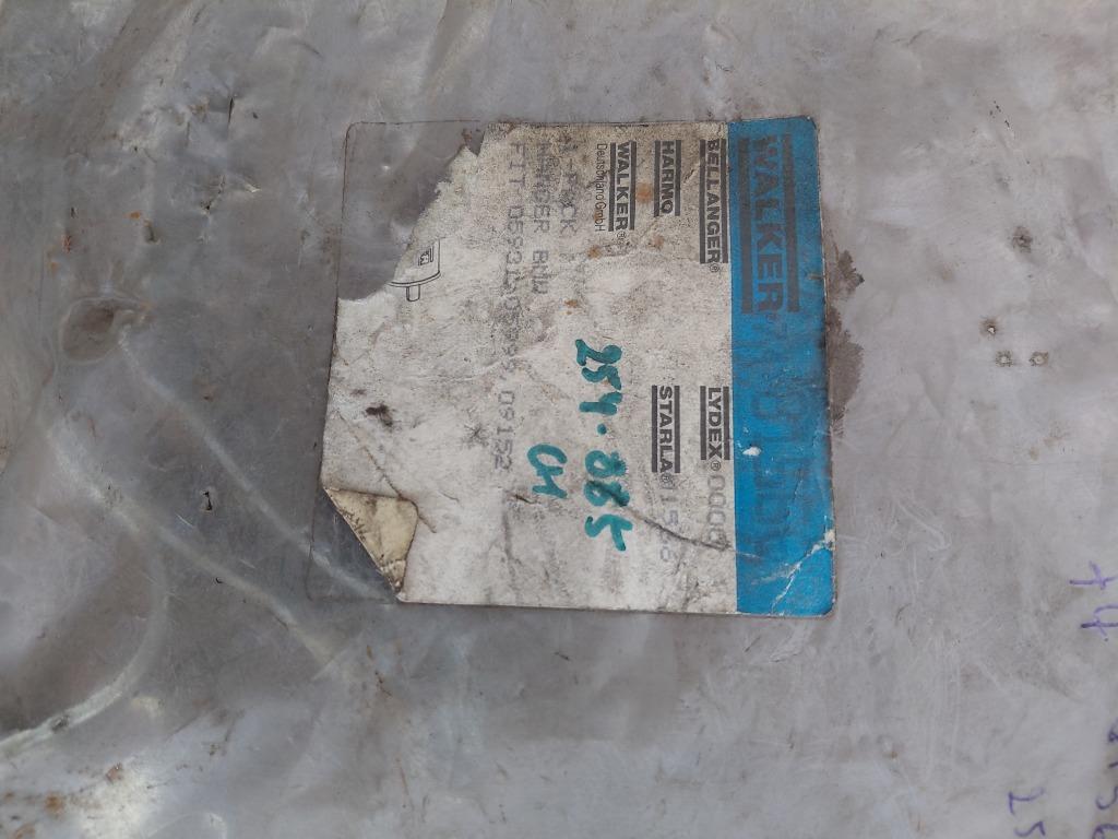 Support d'échappement Bmw 518 e28, Autos : Pièces & Accessoires, Systèmes d'échappement, BMW, Neuf, Enlèvement