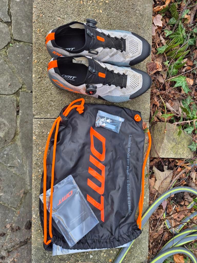 DMT KM1, Enlèvement ou Envoi, Général