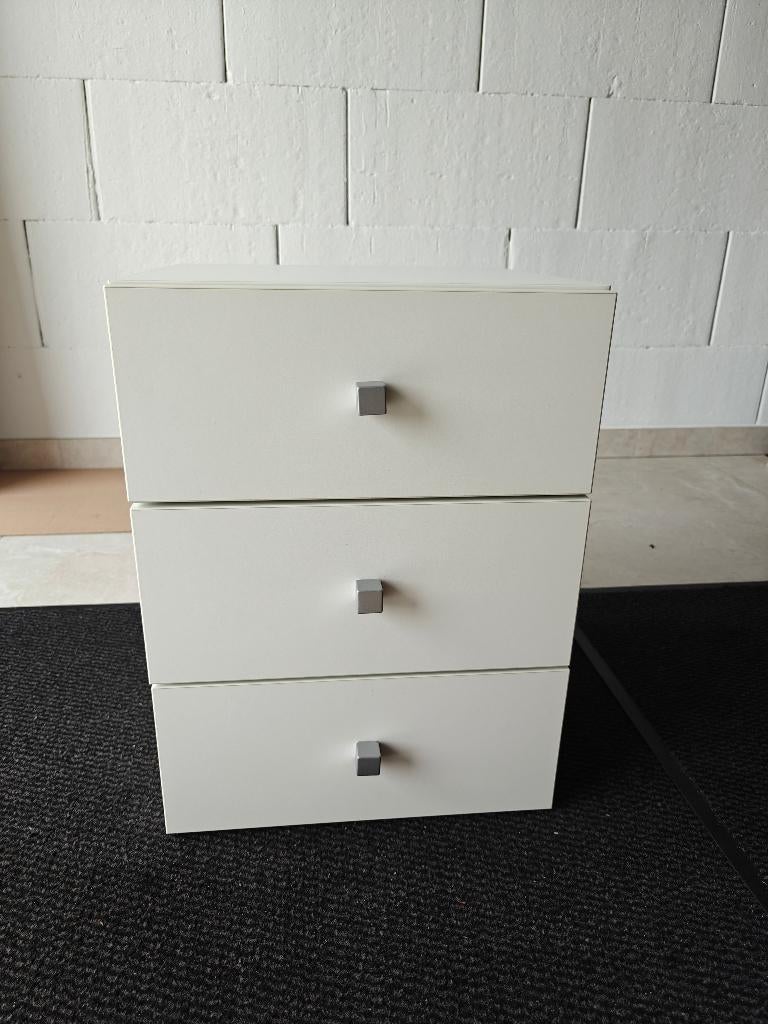 Witte ladekast met 3 schuiven, nachtkastje bureau bergruimte, Ophalen, Minder dan 50 cm, Zo goed als nieuw, 3 of 4 laden