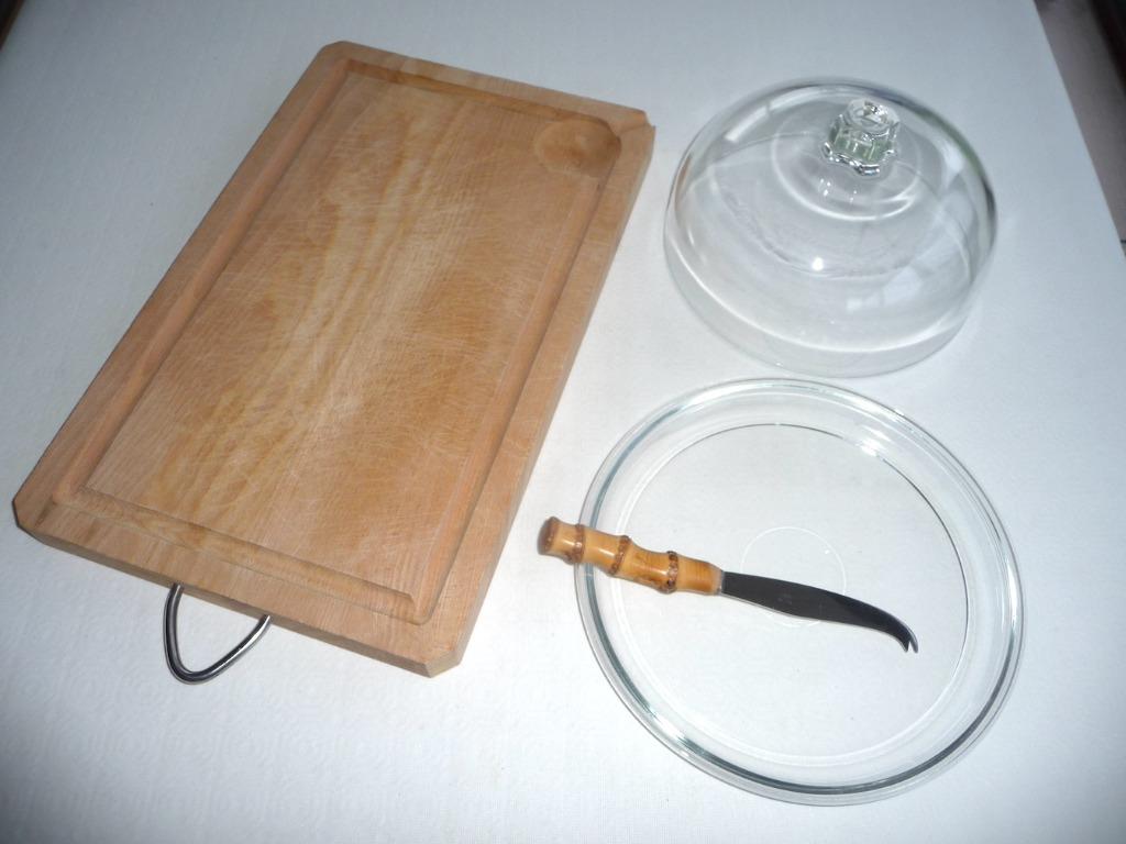 Glazen stolp + houten snijplank, Ophalen of Verzenden, Zo goed als nieuw