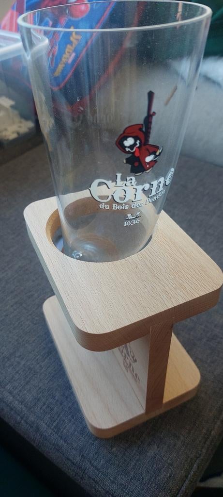 Verre la corne en très bonne état, Collections, Enlèvement ou Envoi