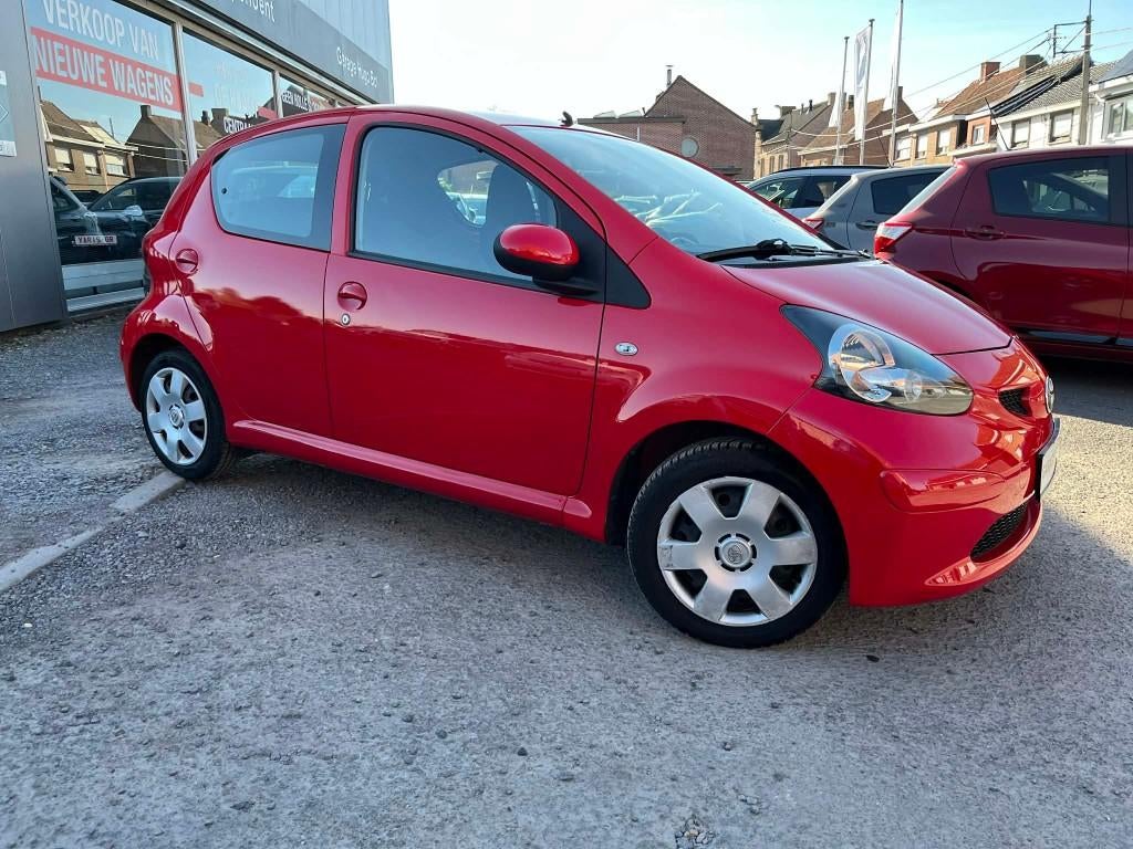 Toyot Aygo 1.0l automaat + waarborg, Auto's, Toyota, Stof, 50 kW, 109 g/km, Bedrijf