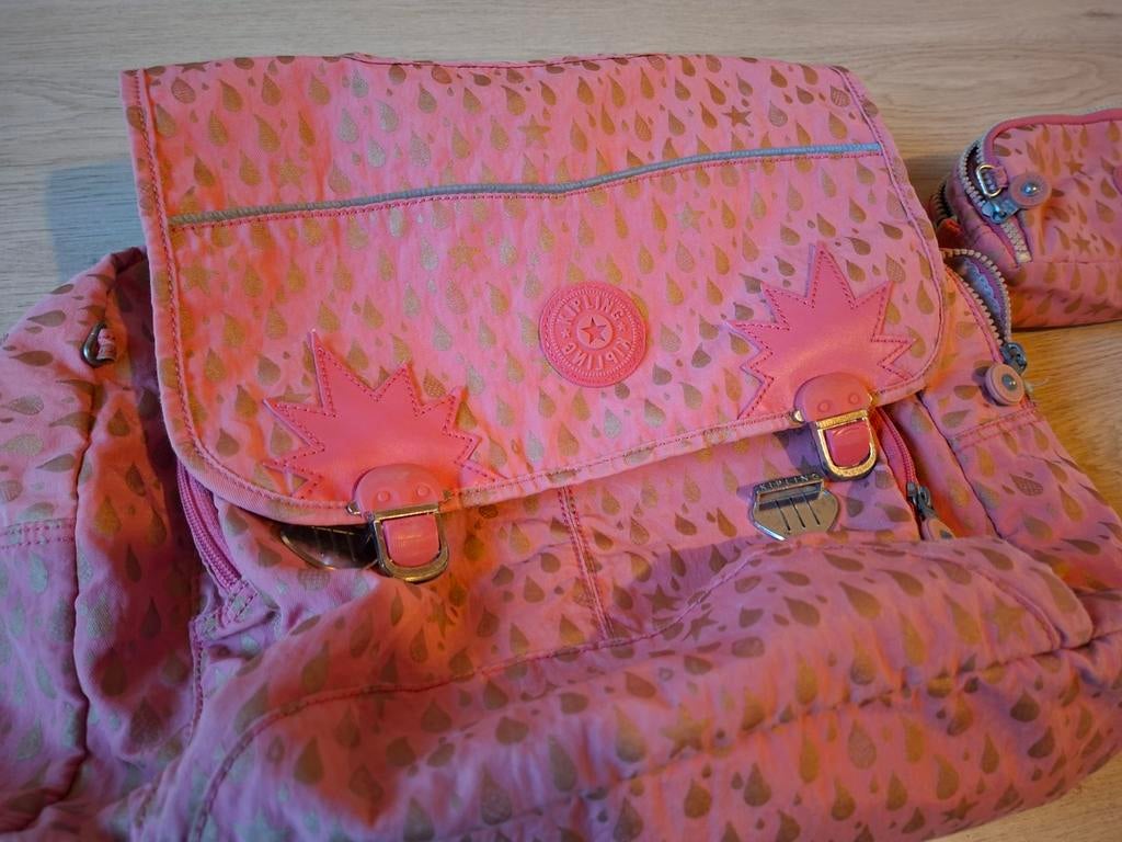 Cartable sac à dos Enfants avec trousse marque Kipling, Enfants & Bébés, Enlèvement ou Envoi, Sac à dos