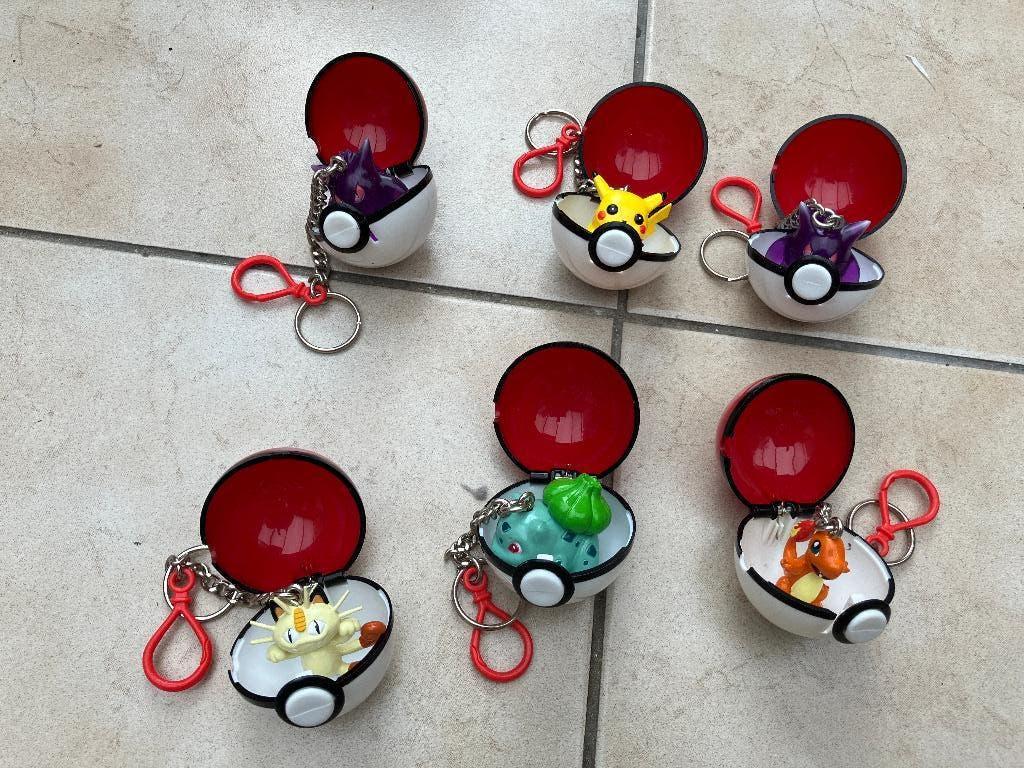 Set van 6 Vintage Pokemon Pokeball Keychains Nintendo, Ophalen of Verzenden