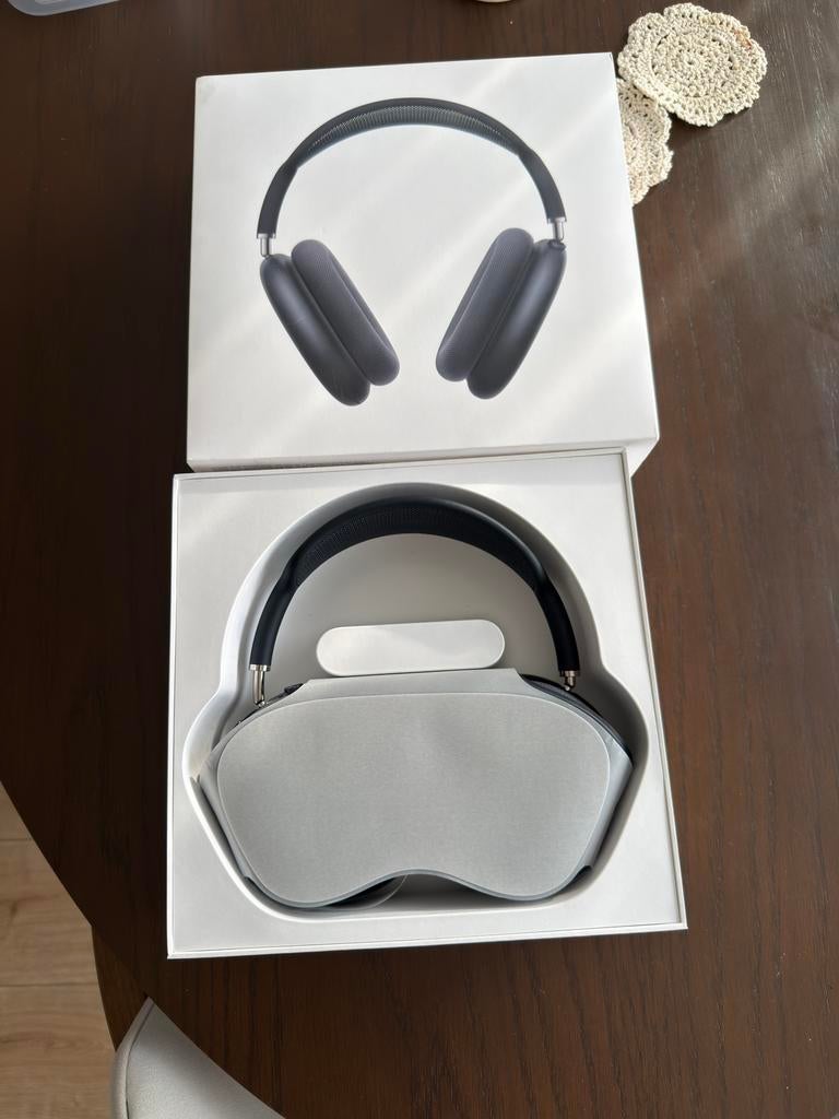 Airpods max 2iem génération garantie 12/2027, Enlèvement, Comme neuf