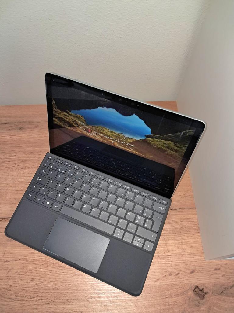 Microsoft Surface Go 2, Ophalen, 4 GB of minder, 64 GB, Refurbished