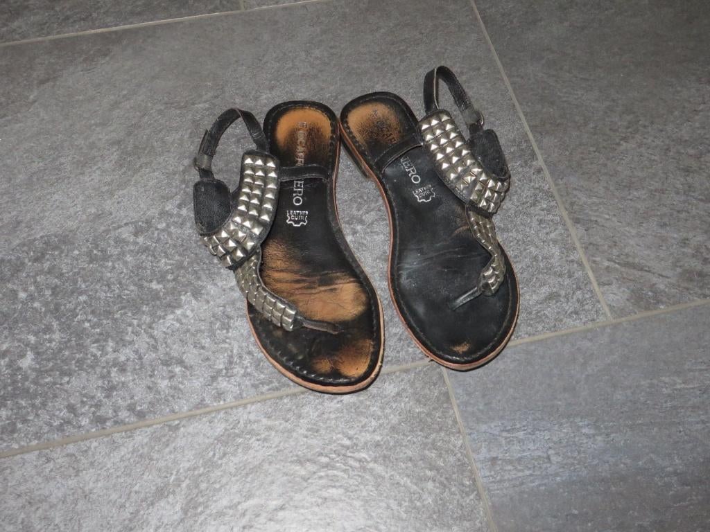 Stoere zwart leren dames sandalen met zilver nieten maat 36, ANDERE, Zwart, Gedragen, Sandalen of Muiltjes