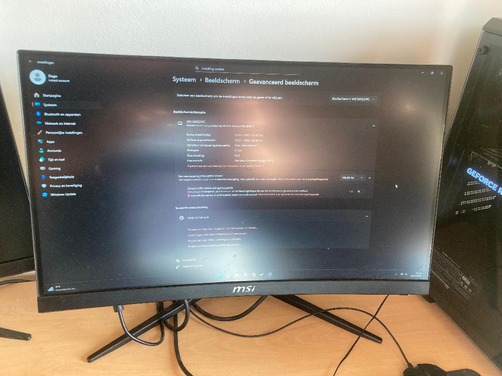 Msi curved mag241c 144hz 1ms gaming scherm, Computers en Software, Monitoren, Hoofdtelefoonaansluiting, 101 t/m 150 Hz, MSI gaming