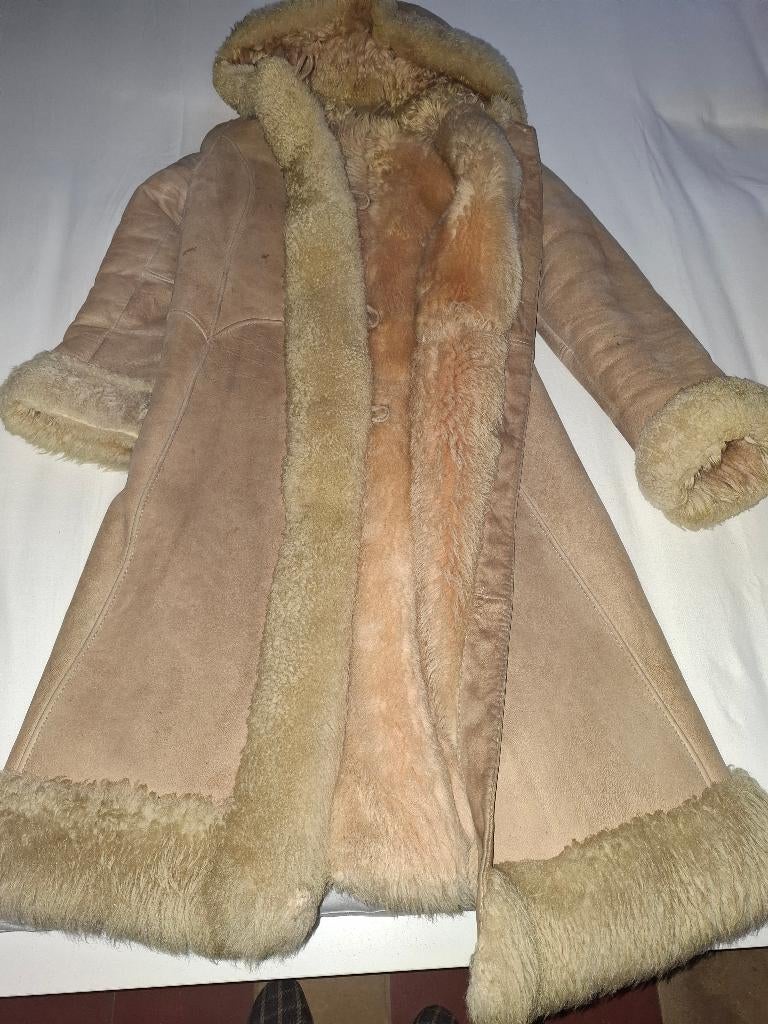 manteau en mérinos retourné, Enlèvement, Comme neuf, Taille 36 (S)