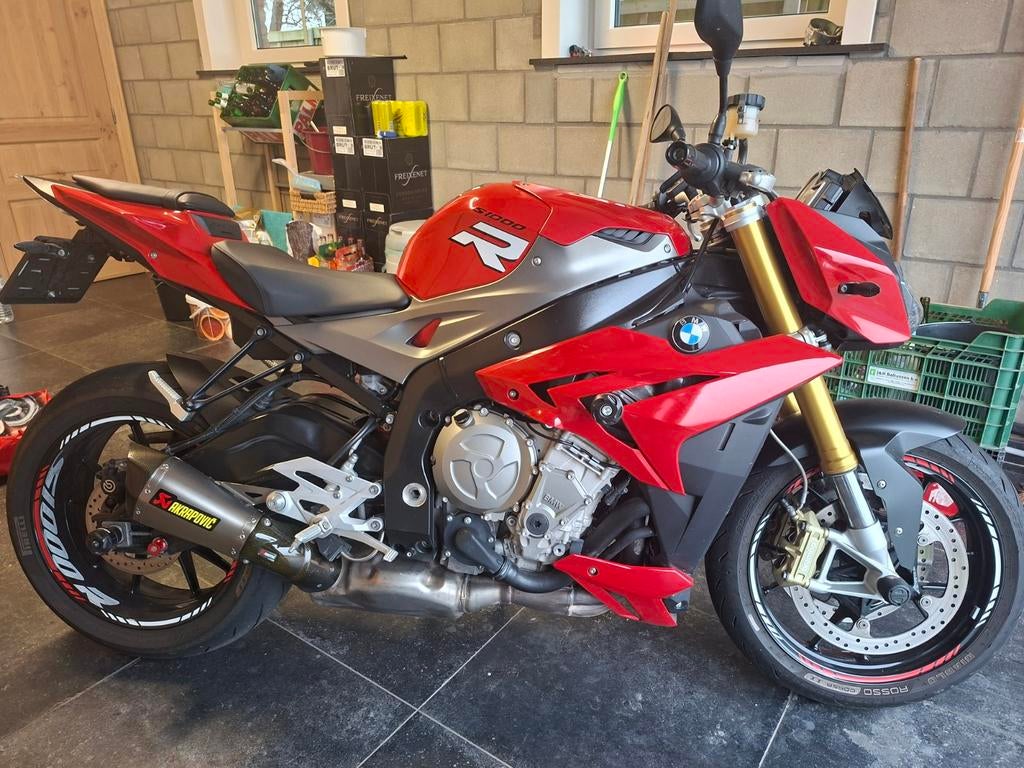 Mooie bmw s1000r 2014 te koop, Motoren, Motoren | BMW, 4 cilinders, Motorrijbewijs A, Handvatverwarming, Particulier
