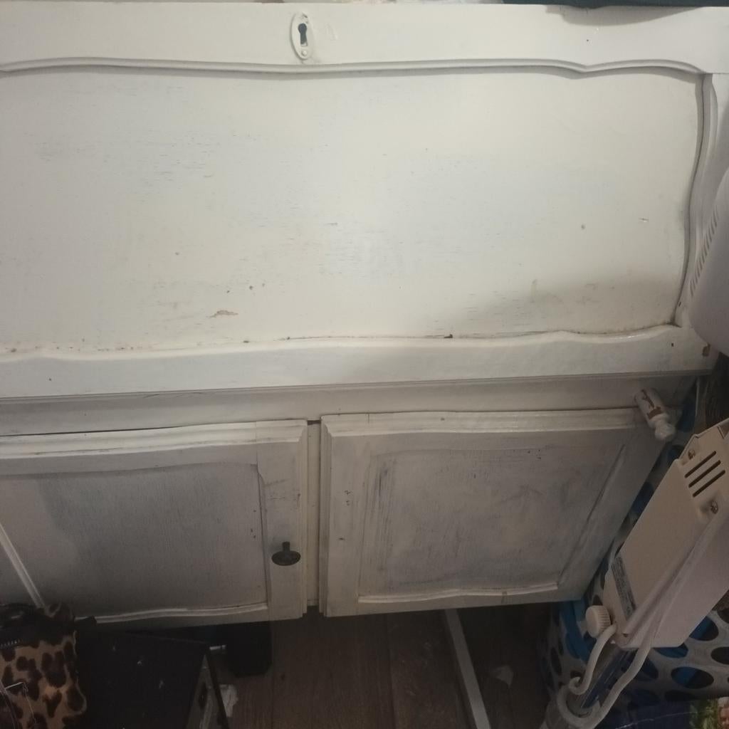 1 Ancienne Secrétaire à restaurer a repeindre, Enlèvement, Utilisé