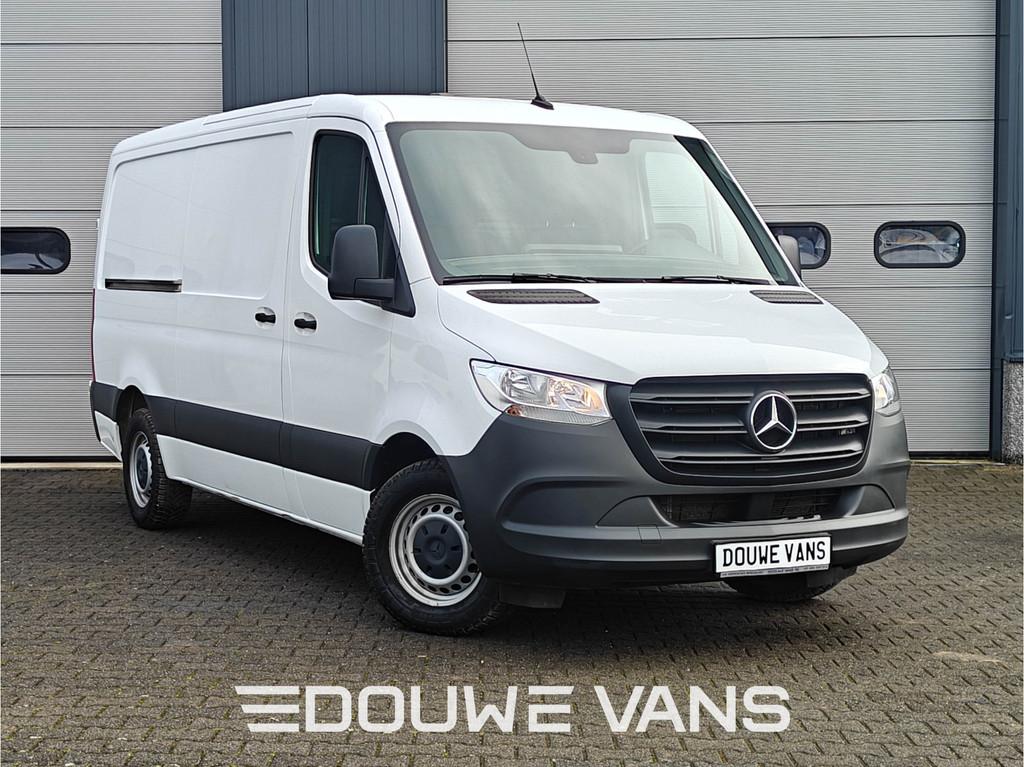 Mercedes-Benz Sprinter 315 L2H1 Automaat Inrichting Navi App, Autos, Achat, Entreprise, 2000 kg, Noir