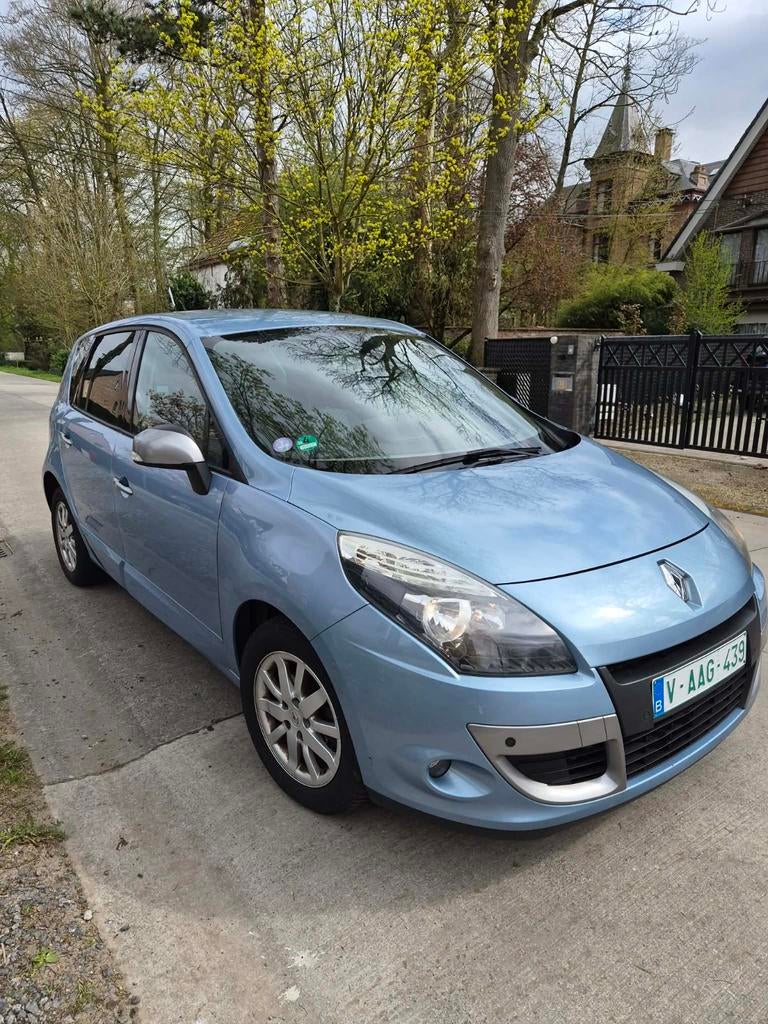 Renault scenic 1.6 benzin 145.000 km met kiuring 2011 euro5, Autos, Euro 5, Achat, Air conditionné, Automatique