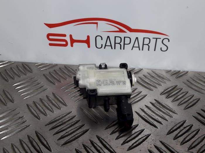 Moteur de verrouillage clapet réservoir d'un Mini Mini, -, 3 mois de garantie, -, -