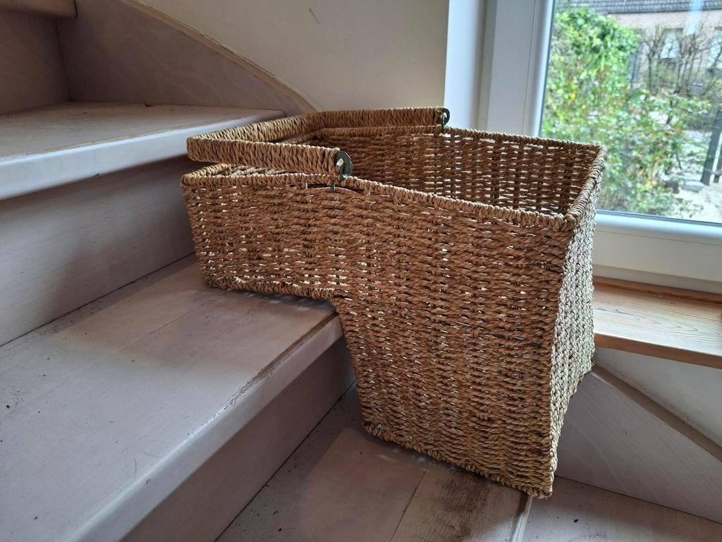 Paniers pour escalier, Huis en Inrichting, Woonaccessoires | Schalen en Manden, Ophalen, Mand