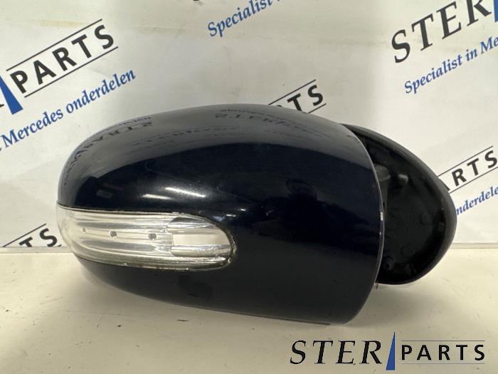 Buitenspiegel rechts van een Mercedes C-Klasse, Auto-onderdelen, Spiegels, Gebruikt, -, Ophalen of Verzenden, -