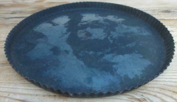 Oude Franse ronde doorleefde taartvorm/ bakvorm 8, Ophalen of Verzenden