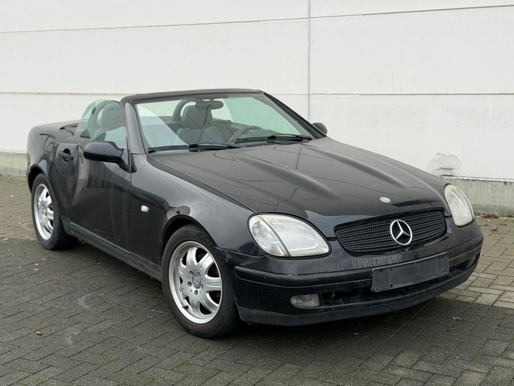 Mercedes SLK200 cabrio benzine rijd perfect, Auto's, Mercedes-Benz, Cabriolet, SLK, Bedrijf, Te koop