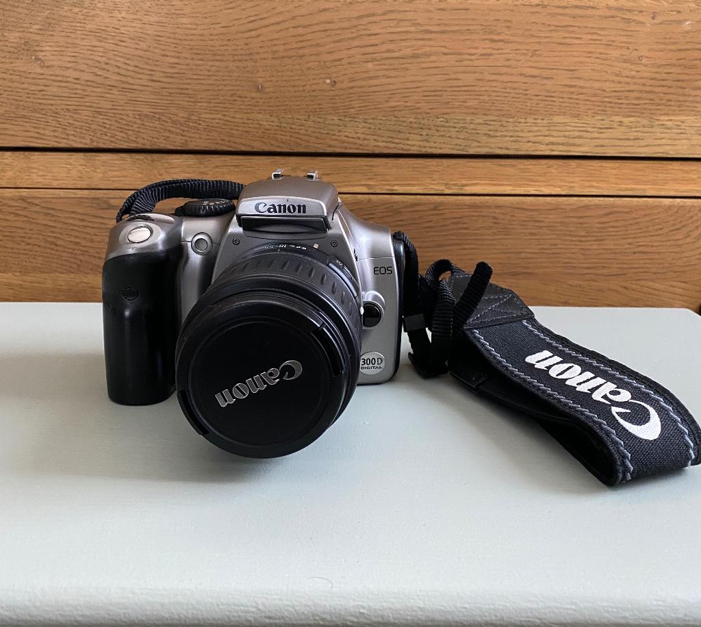 Canon digitale reflex camera, EOS 300D, Audio, Tv en Foto, Ophalen of Verzenden, Gebruikt, Spiegelreflex, Canon