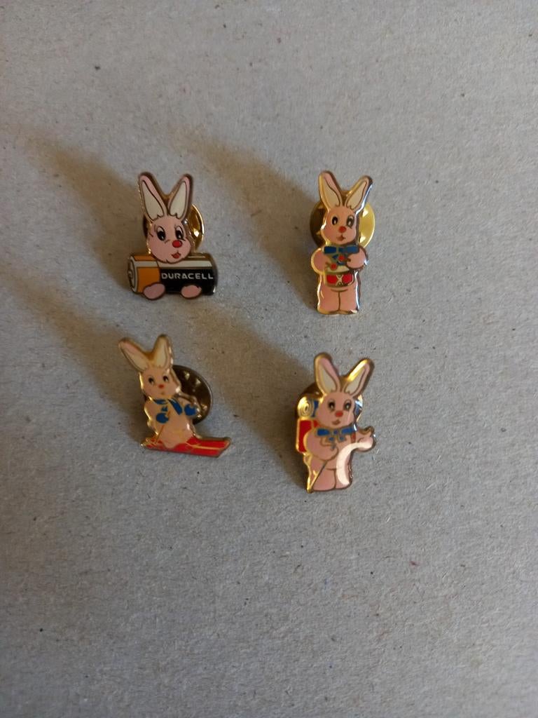 Diverse pins, Verzamelen, Ophalen