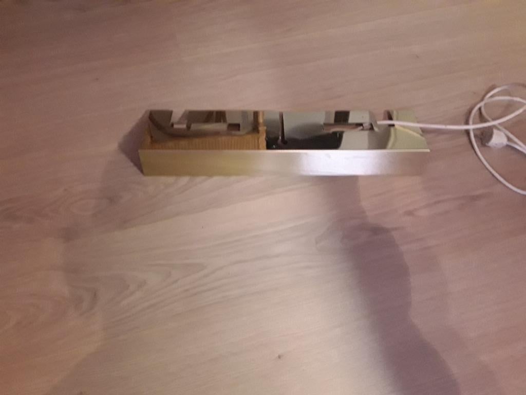 Messing verlichting, Ophalen