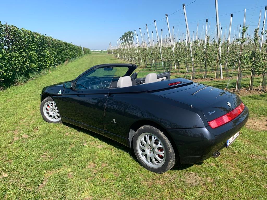 Alfa Romeo Spider 2.0TS lusso type 916, Auto's, Alfa Romeo, Voorwielaandrijving, Cabriolet, Spider, Leder