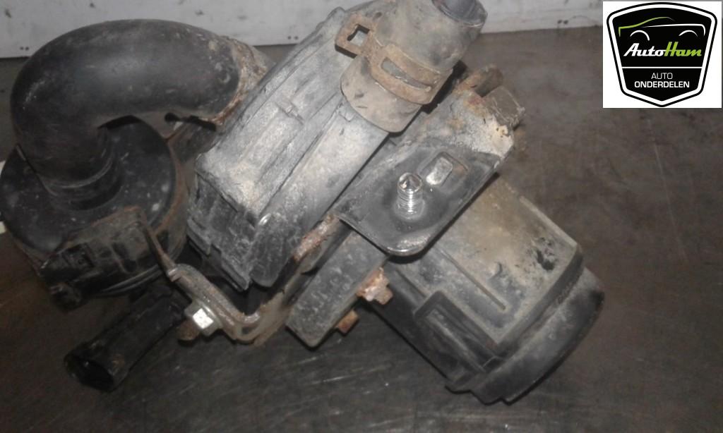 POMPE RECIRCULATION GAZ D ECHAPPEMENT (|90542757|90470029|90, Utilisé, Opel