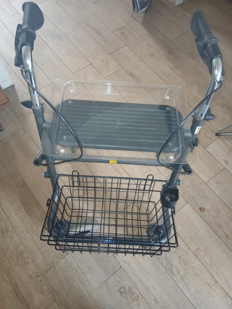 Vermeiren rollator model 286B, 2 jaar oud., Diversen, Ophalen