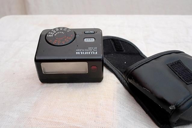 Fujifilm Flash EF X 20 Autoflash, Enlèvement, Utilisé, Autres marques