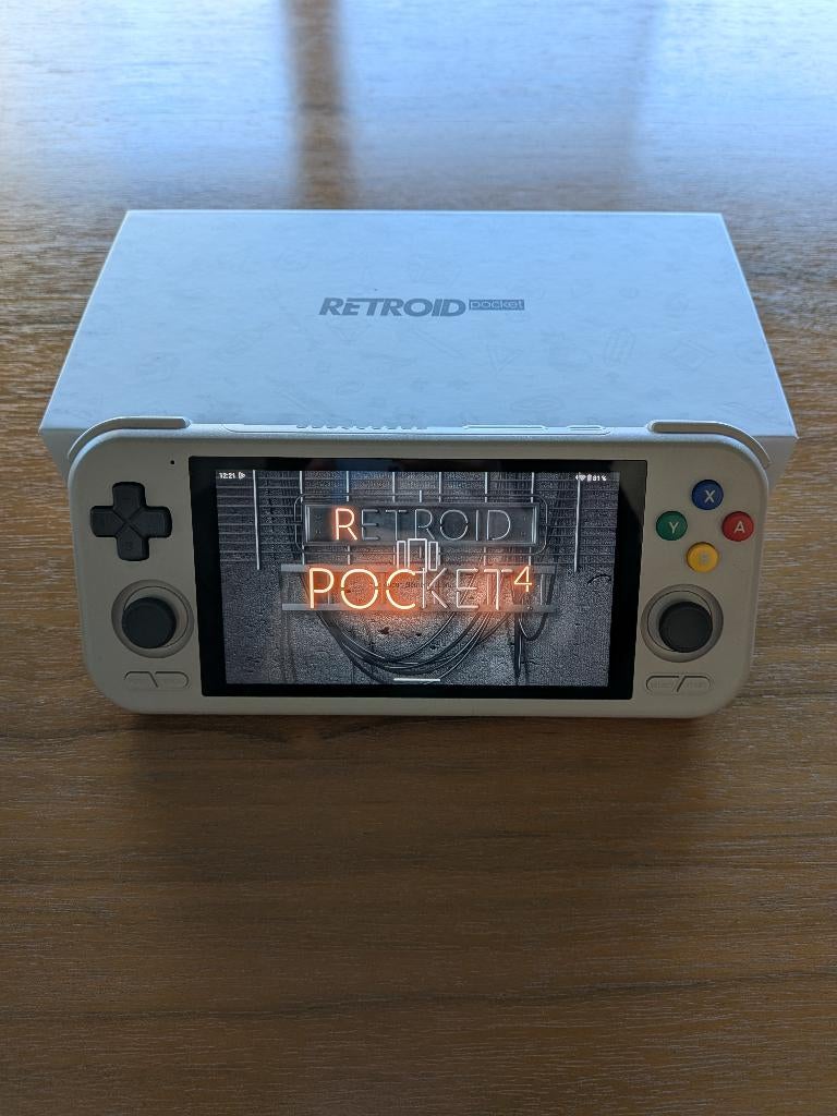 Retroid Pocket 4 Pro + dock officiel, Ophalen, Zo goed als nieuw