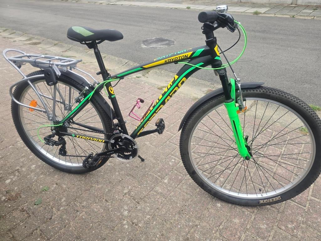 Velo route et chemin tout.neuf avec 90e d accessoirs 27.5 p, Enlèvement