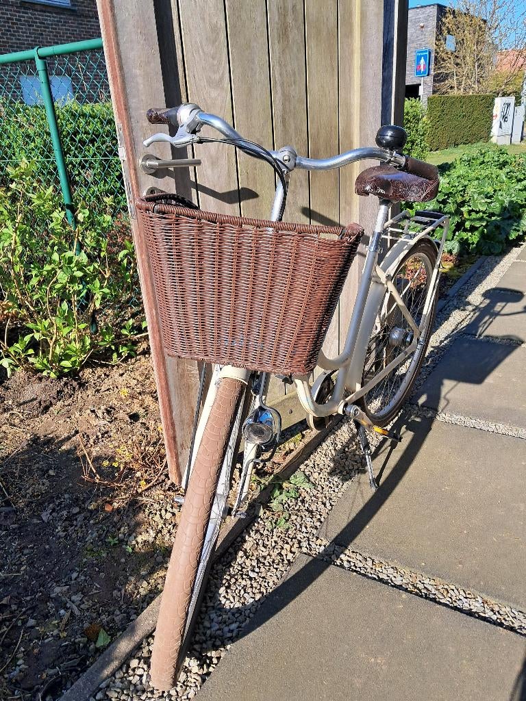 Retro damesfiets Victoria, Fietsen en Brommers, Terugtraprem, Gebruikt, Versnellingen, Ophalen