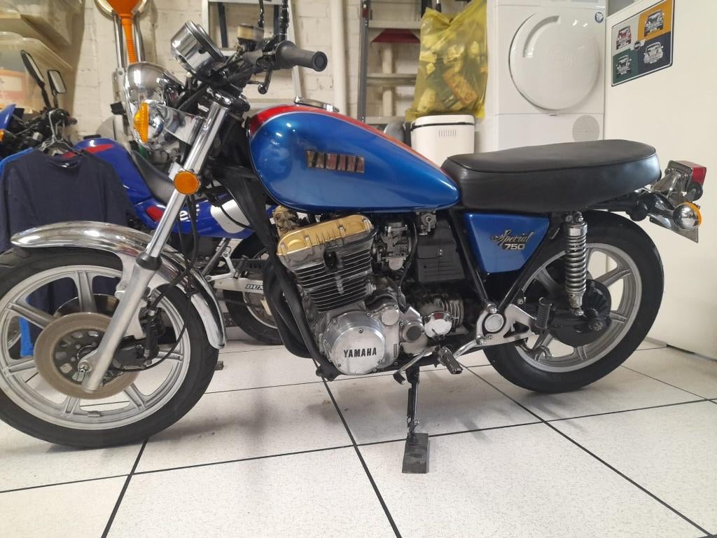 yamaha 750 xs, Motoren, 750 cc, Motorrijbewijs A, 3 cilinders, Particulier