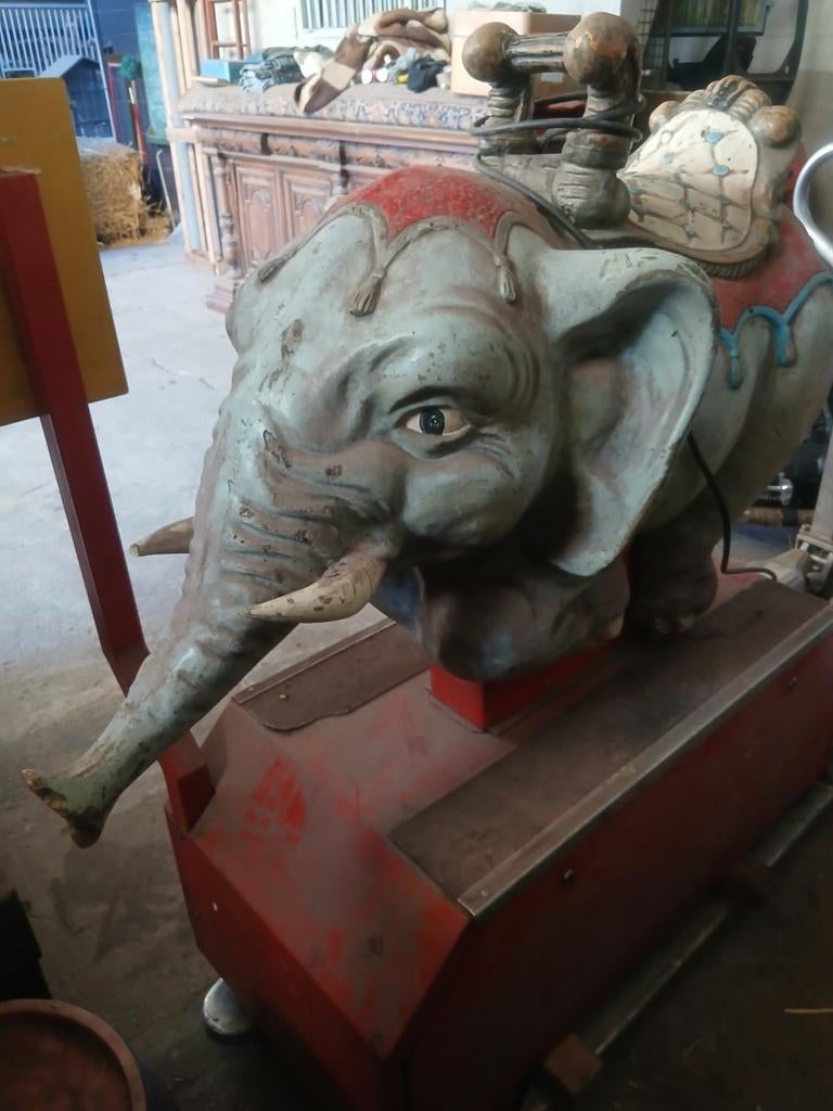 Kiddy ride osca, Collections, Enlèvement