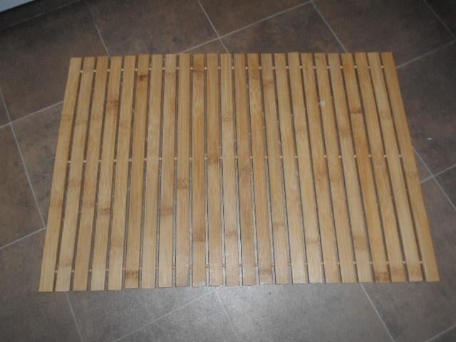 Accessoires salle de bain-toilette/2 pour 5 €/Tout pour 15€, Maison & Meubles, Salle de bain | Linge de bain & Accessoires, Comme neuf