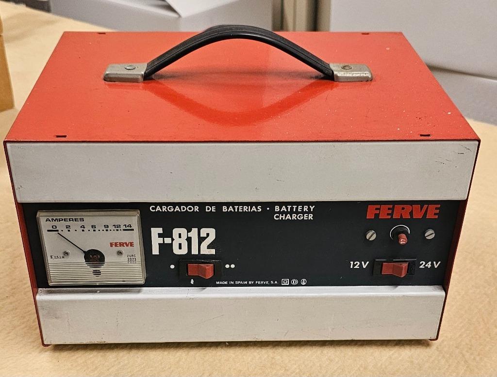 batterij lader, Ophalen of Verzenden, Gebruikt