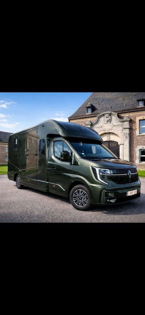 Transport/ paardentaxi met CHAUFFEUR & Paardenambulance