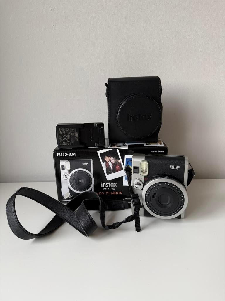 Fujifilm instax mini 90 - neo classic + hoes, Ophalen, Zo goed als nieuw, Polaroid, Fuji
