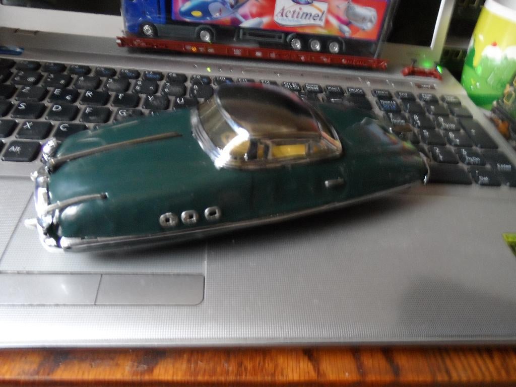 VOITURE ANCIENNE A FRICTION...fonctionne., Hobby & Loisirs créatifs, Voitures miniatures | Échelles Autre, Utilisé, Voiture, Enlèvement ou Envoi