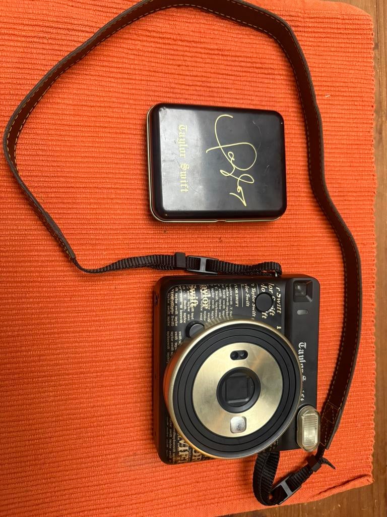 Taylor swift camera, Ophalen, Zo goed als nieuw