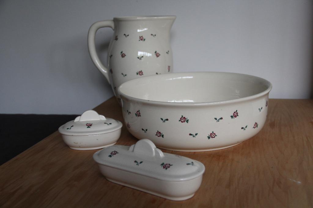 Ensemble de toilette art-déco, faïence fleurie, Antiquités & Art, Enlèvement ou Envoi