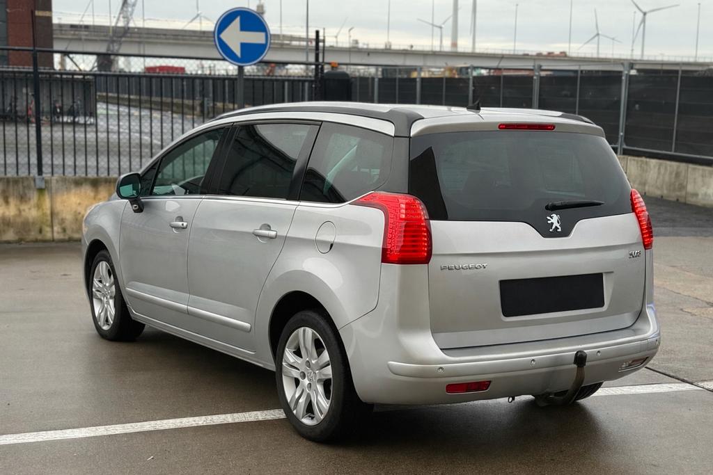 Peugeot 5008 – 2013 – Automaat – Benzine – Full Option, Auto's, Euro 5, Zwart, Bedrijf, 5 zetels