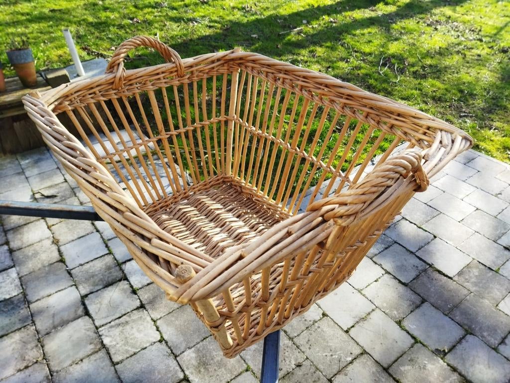 Manne osier, Maison & Meubles, Accessoires pour la Maison | Plataux & Paniers, Osier, Comme neuf, Enlèvement, Panier