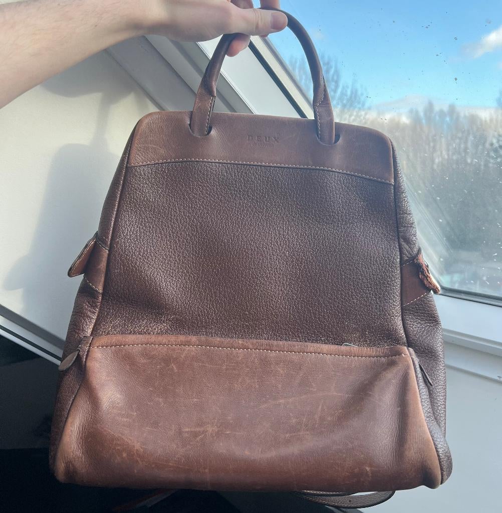 Deux De Delvaux, sac à dos/sac à main en cuir hybride, Enlèvement ou Envoi, Moins de 35 cm, Transformable en Sac à dos, Utilisé