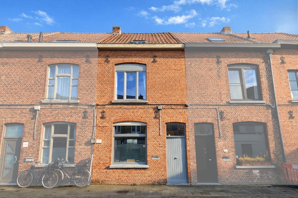 Woning te koop Assebroek - Daverlostraat 141, Tot 200 m², 115 m², 3 kamers, Tussenwoning